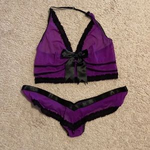 Fredericks of Hollywood bra/panty set